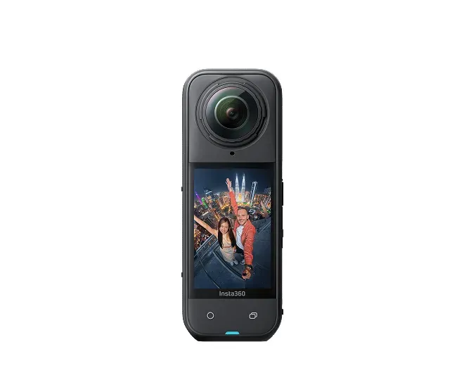 Insta360 X5（楽天はエッセンシャルキット）