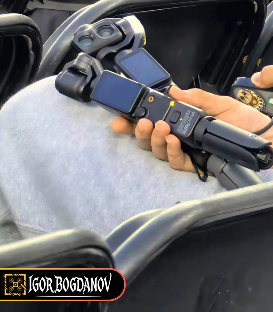 DJI Osmo Pocket 4 と Pocket 4 Pro(画像:DJI / Android Authority)